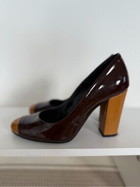 Bagatt Two-Tone Patent Block Heel Pumps in Dark Brown and Tan $39 Size 38